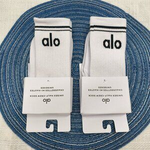 NWT ALO Yoga Socks 2 Pairs